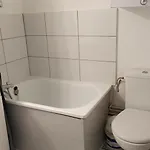 Apartmán Studio Mezzanine Climatise Avec Terrasse Et Parking *